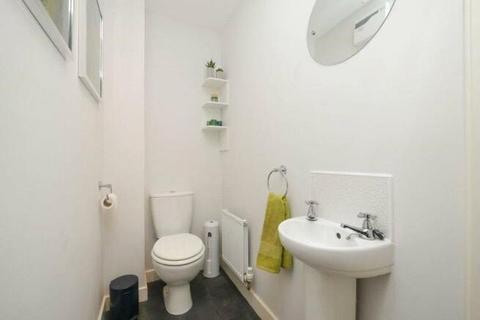 5 Samuel Way, Shipley, BD18 2NY