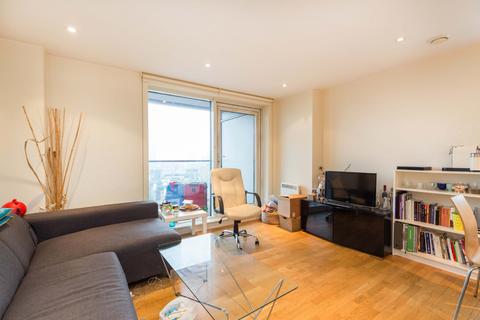 2 bedroom apartment to rent, Prestons Road, London, E14