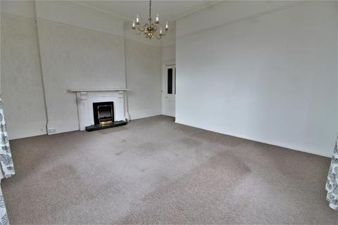 2 bedroom flat to rent, Hillcourt Hillcourt Road Cheltenham GL52 3JL