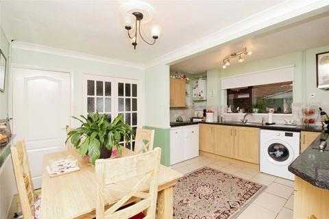 3 bedroom semi-detached house for sale, St. Denys Crescent, Leicestershire LE67