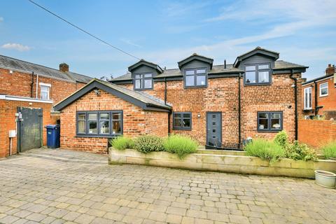 2 bedroom detached house for sale, Holmside Cottage, Sunniside