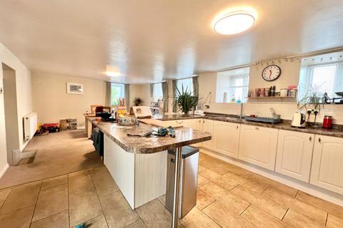 4 bedroom detached house for sale, Railway Street, Howden Le Wear