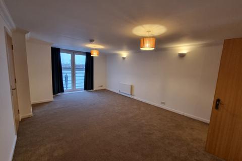 2 bedroom flat to rent, Millennium Drive, London E14