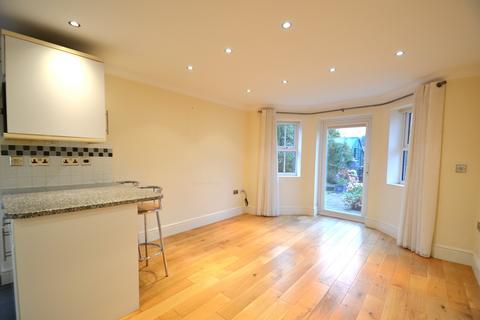 2 bedroom apartment for sale, Ashenground Road, Haywards Heath RH16