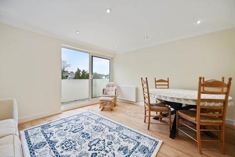 2 bedroom flat to rent, Bloomsbury Close, Ealing Common, London W5 3SF