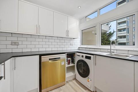 2 bedroom flat to rent, Bloomsbury Close, Ealing Common, London W5 3SF
