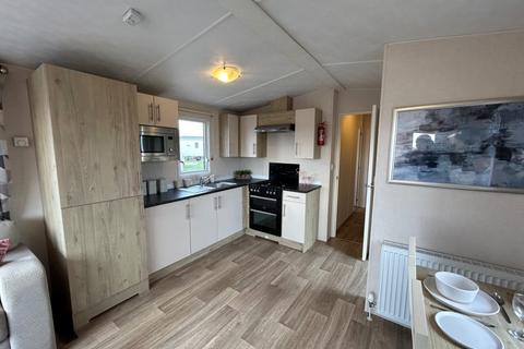 3 bedroom static caravan for sale, New Beach Holiday Park