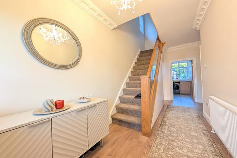 4 bedroom semi-detached house for sale, Redburn Avenue, Shipley, West Yorkshire