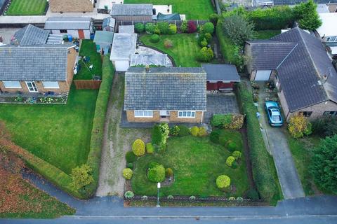 2 bedroom detached bungalow for sale, Sands Lane, Holme on Spalding Moor, York, YO43 4EX