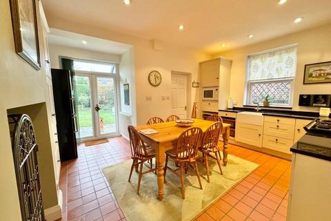 4 bedroom detached house for sale, Park Avenue, Wilmslow