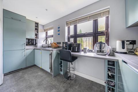 36 Albemarle Park, Beckenham, BR3 5XG