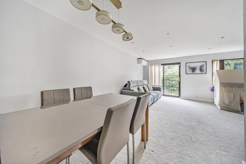 36 Albemarle Park, Beckenham, BR3 5XG