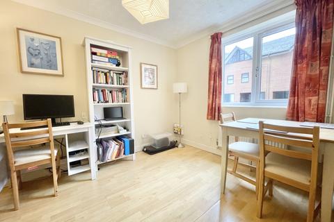 46 King Edward Street, Exeter, EX4 4NY