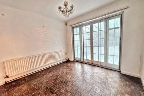 3 bedroom detached house for sale, Queens Park