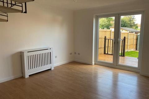 2 bedroom terraced house to rent, Wardleworth Way, Wellington