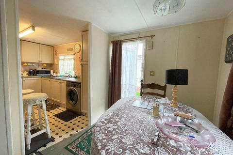 2 bedroom park home for sale, North End, Cummings Hall Lane, Romford