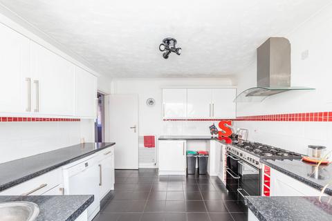 3 bedroom detached house for sale, North Walsham Road, Norwich