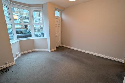 3 bedroom terraced house to rent, St. Thomas Road, Crookes, Sheffield