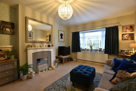 59 Great Meadow, Shaw, Oldham, OL2 7PX