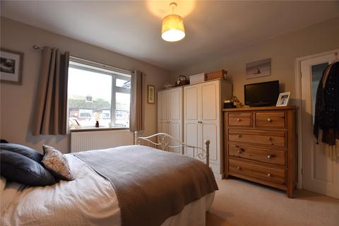 59 Great Meadow, Shaw, Oldham, OL2 7PX