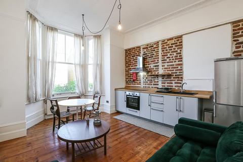 1 bedroom flat for sale, Dulwich, London