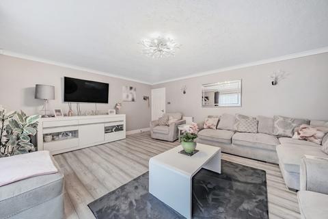 4 bedroom detached house for sale, Brays Lane, Rochford, Essex