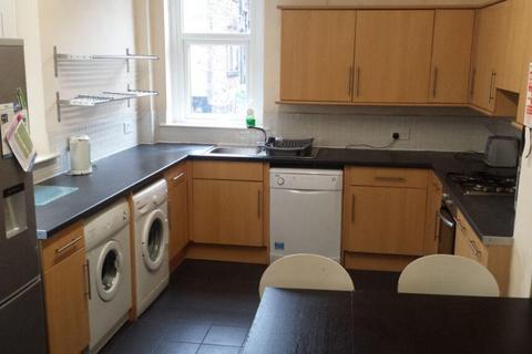 6 bedroom private hall to rent, Blades Street, Lancaster LA1