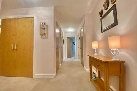 2 bedroom retirement property for sale, Meadow Court, Sarisbury Green