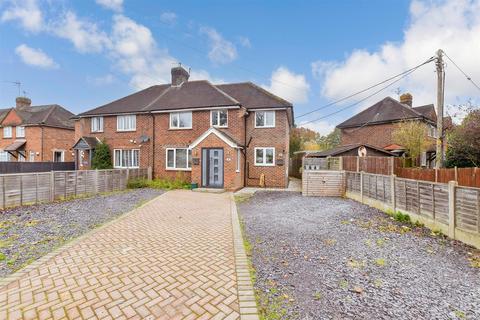 2 bedroom ground floor maisonette for sale, Elmbridge Road, Cranleigh, Surrey