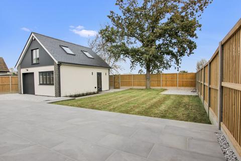 4 bedroom detached house for sale, St. Marys Road, Romney Marsh TN29