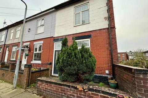 2 bedroom end of terrace house to rent, Robertson Street, Manchester M26