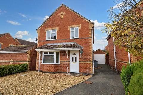 4 bedroom detached house to rent, Paddington Way, Morton, Bourne, PE10