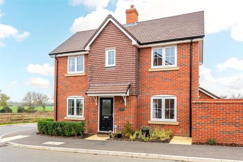 3 bedroom detached house for sale, Mollys Mount, Steeple Claydon, Buckinghamshire, MK18