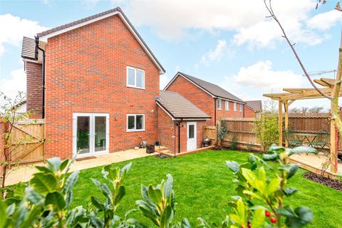 3 bedroom detached house for sale, Mollys Mount, Steeple Claydon, Buckinghamshire, MK18