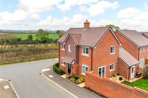 3 bedroom detached house for sale, Mollys Mount, Steeple Claydon, Buckinghamshire, MK18