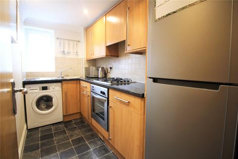 2 bedroom flat to rent, Bastins Close, Southampton SO31