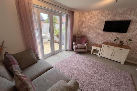 2 bedroom terraced house for sale, Oakway Drive, Swadlincote DE11