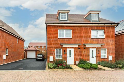 4 bedroom semi-detached house for sale, Gallard Way, Rackheath