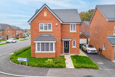 4 bedroom detached house for sale, Farmhouse Close, Lowton, WA3