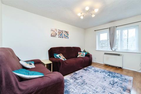 2 bedroom apartment for sale, Foxglove Way, Wallington, SM6