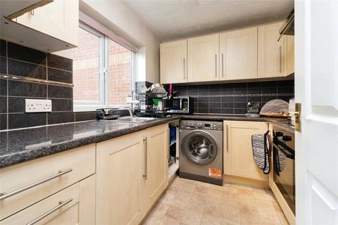 2 bedroom apartment for sale, Foxglove Way, Wallington, SM6