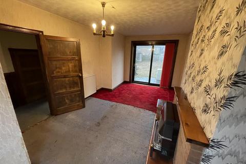 2 bedroom terraced house for sale, 7 Queens Gardens, Ladybank