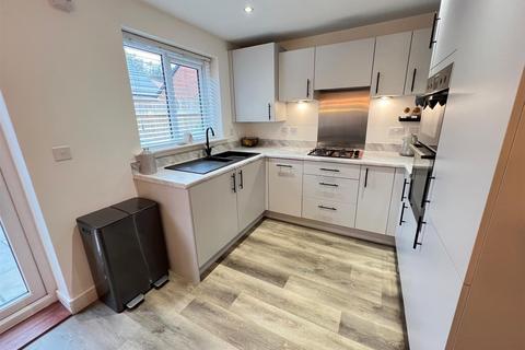 3 bedroom semi-detached house for sale, Old Wharf Road, Stourbridge, DY8 4FN