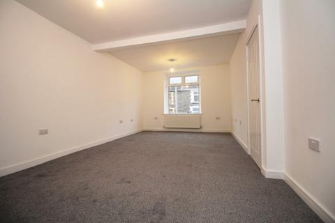 3 bedroom end of terrace house to rent, Penygraig, Tonypandy CF40 1EU