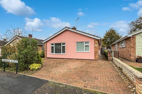 2 bedroom detached bungalow for sale, Parkwood Avenue, Wivenhoe, Colchester, CO7