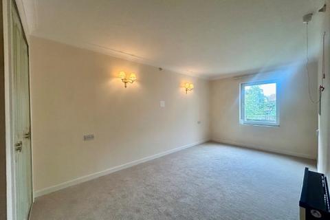 1 bedroom retirement property for sale, Felix Road, Felixstowe IP11