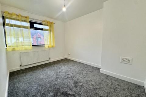 3 bedroom terraced house to rent, Harvest Road, Smethwick