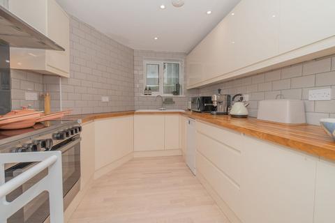 3 bedroom semi-detached house for sale, Cottage Road, Ramsgate, CT11