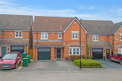 4 bedroom detached house to rent, Massey Close, Coventry CV4