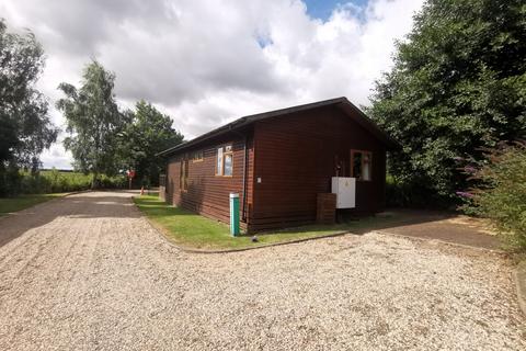 2 bedroom detached bungalow for sale, Waveney Inn and River Centre, Burgh St. Peter NR34